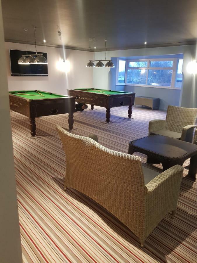 3 Bedroom Caravan With Hot Tub Tattershall Lakes Bagian luar foto